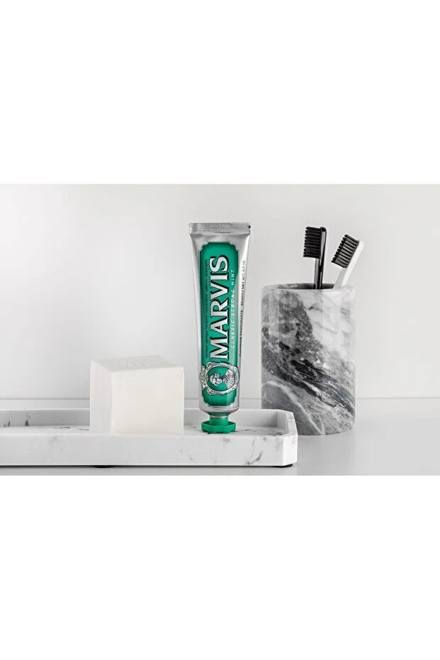 Marvis Advantage Classic Strong Mint Toothpaste - 85ml Intense Mint Flavor